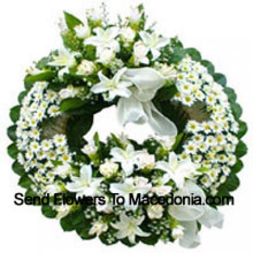 White Graceful Wreath