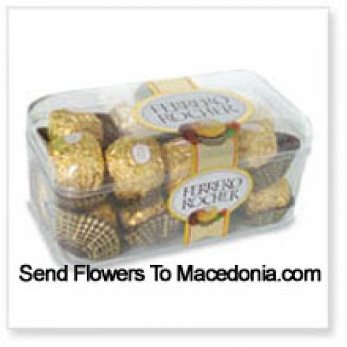 Set frumos de 16 bucăți Ferrero Rocher